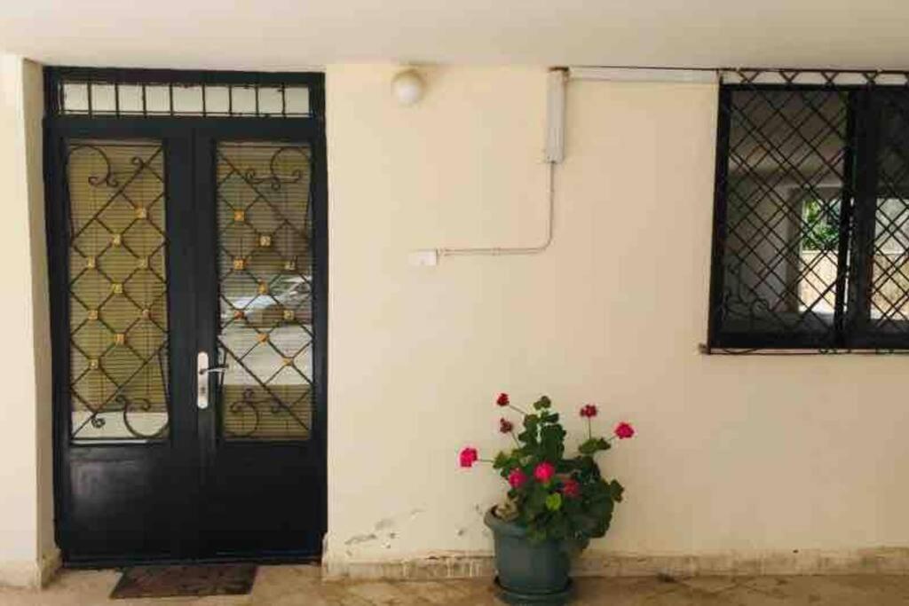 'C' Dazzling Modern 2 Bdrm Apt In Khalda Free Wifi Amman Exteriör bild
